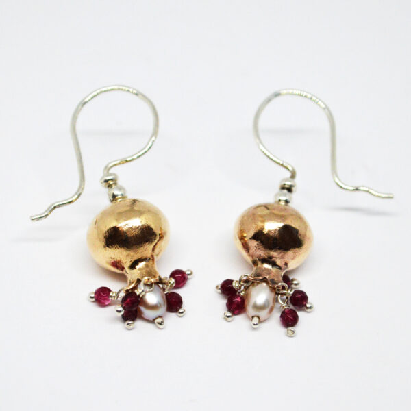 SHAKY POMEGRANATES EARRINGS