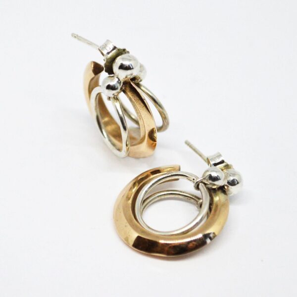 THREE EARRINGS2
